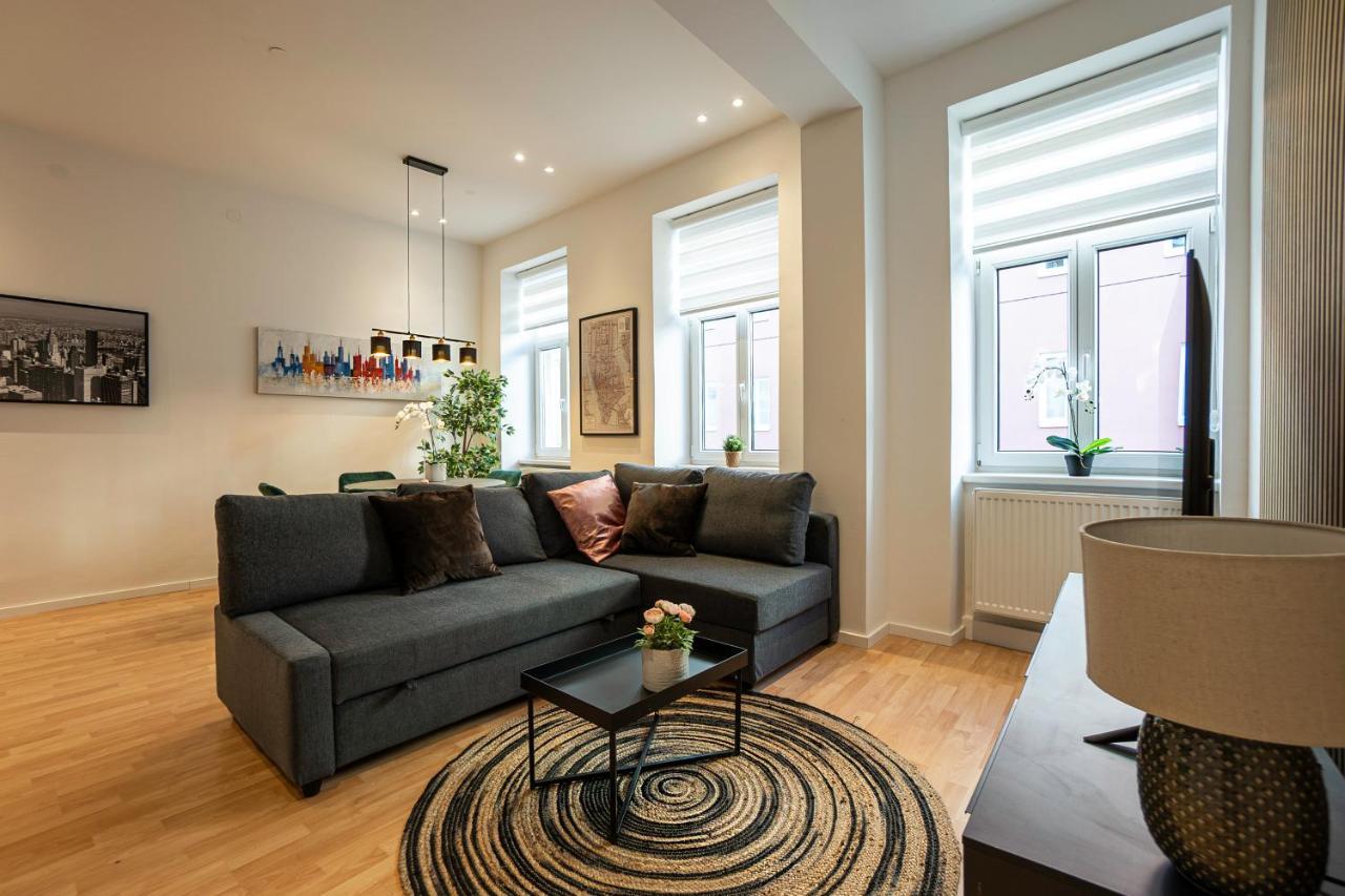 Experience Fresh Comfort In Our Brand-New Apartment In Vienna'S 17Th District Buitenkant foto